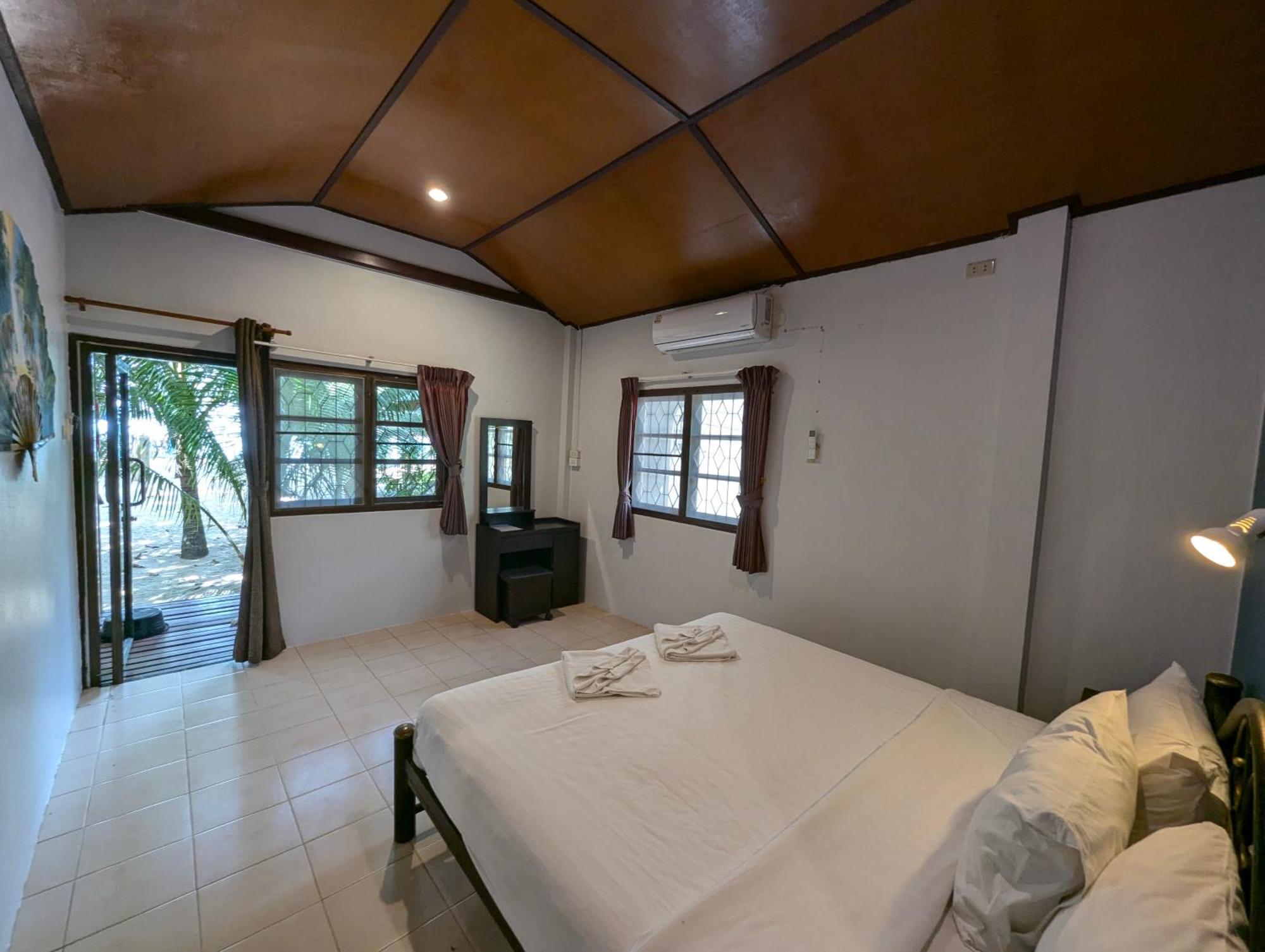 Moonhut Bungalows Mae Nam Beach Eksteriør bilde